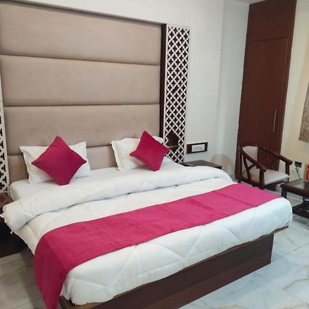 ניו דלהי Hotel Lav Kush Deluxe At Paharganj מראה חיצוני תמונה