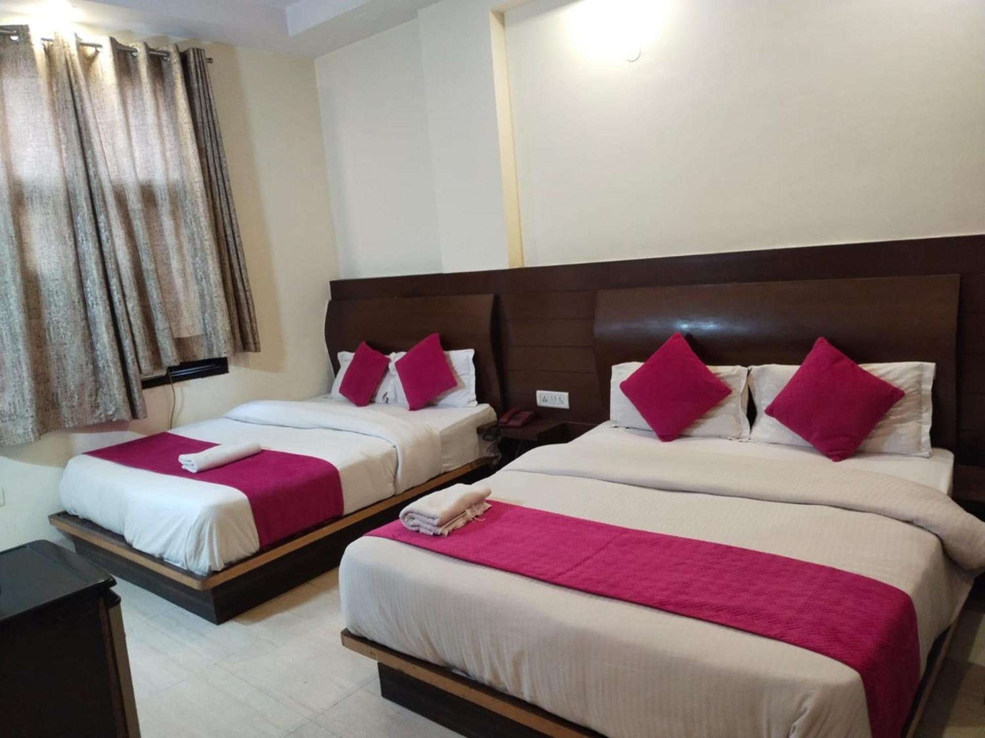 ניו דלהי Hotel Lav Kush Deluxe At Paharganj מראה חיצוני תמונה